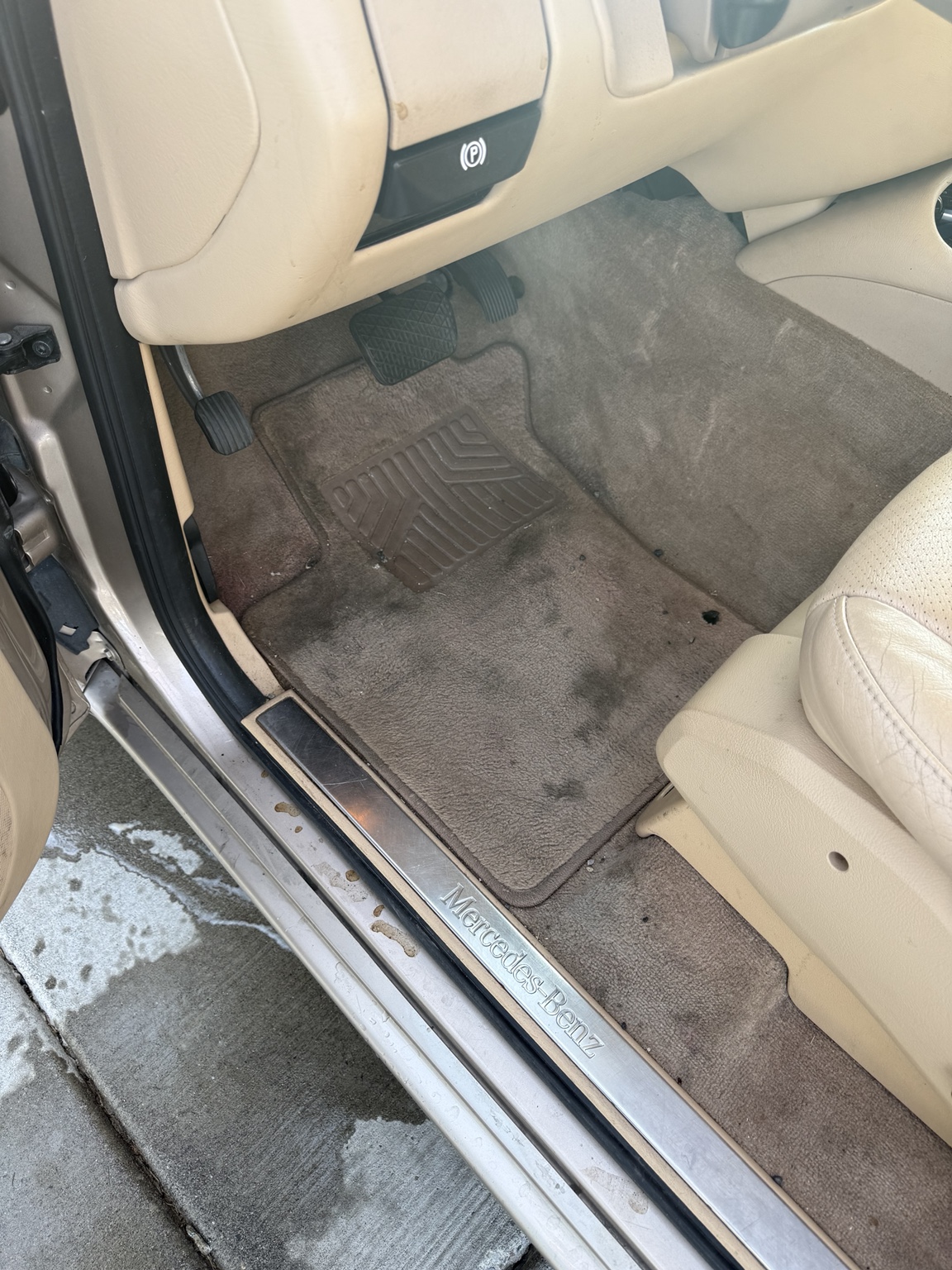 Mercedes carpet restoration before detailing
